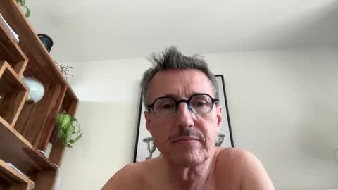 Snapshot of nolo34 chatting on April 3, 2026, 12:25 pm nolo34 online show from April 3, 2026, 12:25 pm