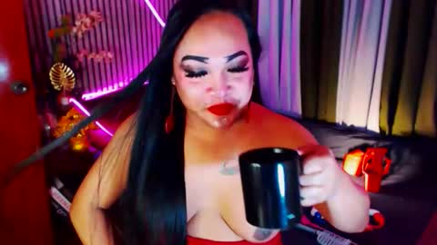 Snapshot of nomercy_mistress_sph chatting on February 9, 2026, 1:20 am I AM YOUR MISTRESS YASSY DON T BE RUDE no ONE LOVE ME i KICK U online show from February 9, 2026, 1:20 am