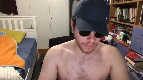 Snapshot of nongay379444 chatting on December 7, 2024, 7:16 am nongay379444 online show from December 7, 2024, 7:16 am