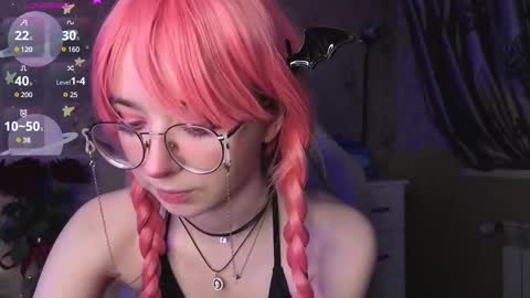 Snapshot of nora_failure chatting on February 18, 2025, 11:44 am Nora Failure online show from February 18, 2025, 11:44 am