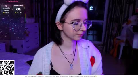 Snapshot of nora_failure chatting on February 16, 2026, 12:34 pm Nora Failure online show from February 16, 2026, 12:34 pm