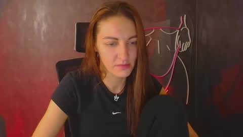 Nora online show from September 29, 2025, 6:46 pm