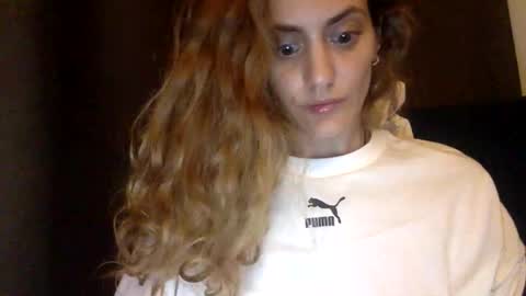 norablues online show from September 17, 2025, 12:12 am