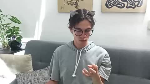 Norehg online show from October 14, 2025, 8:15 am