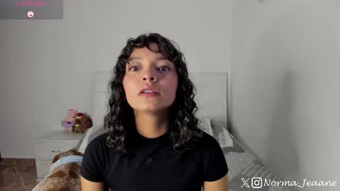 Norma Jeaane online show from November 14, 2025, 10:51 pm