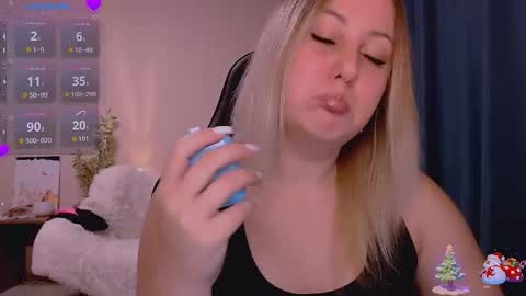 hi glad to chat online show from December 21, 2025, 9:33 pm