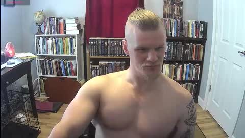 Snapshot of notsureaboutthislol chatting on October 21, 2025, 5:35 pm Embarrassed Naked online show from October 21, 2025, 5:35 pm