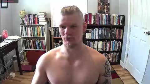 Snapshot of notsureaboutthislol chatting on November 5, 2025, 7:25 pm Embarrassed Naked online show from November 5, 2025, 7:25 pm