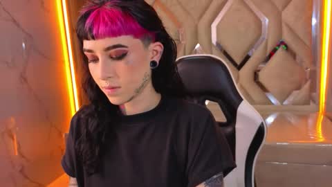 Live 1500am 2100pm online show from December 14, 2025, 12:32 pm