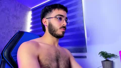 Nova online show from November 18, 2025, 12:20 pm