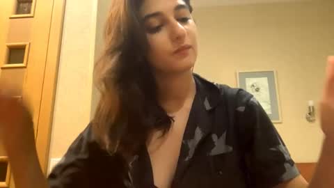 Snapshot of novacryptixx chatting on November 20, 2025, 9:58 pm Kate online show from November 20, 2025, 9:58 pm