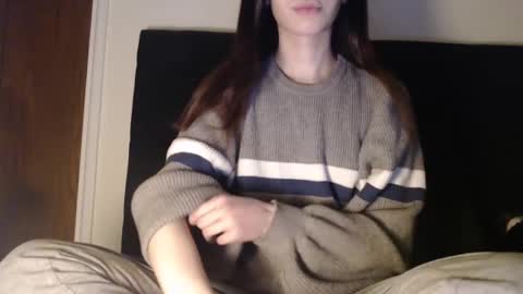 Snapshot of novafrey chatting on December 9, 2024, 1:51 am Olivia online show from December 9, 2024, 1:51 am