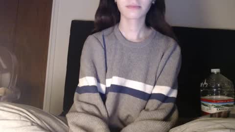 Snapshot of novafrey chatting on December 10, 2024, 6:01 am Olivia online show from December 10, 2024, 6:01 am