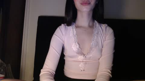 Snapshot of novafrey chatting on February 16, 2025, 12:30 am Olivia online show from February 16, 2025, 12:30 am