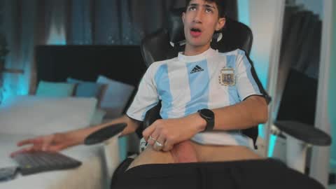 Nova online show from April 6, 2026, 9:16 pm