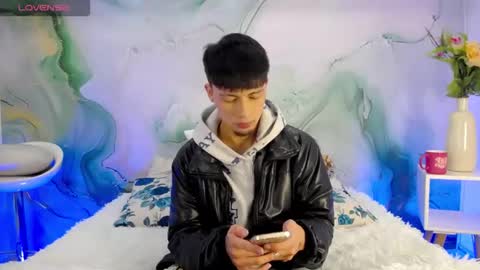 Stev  online show from March 3, 2026, 3:23 am