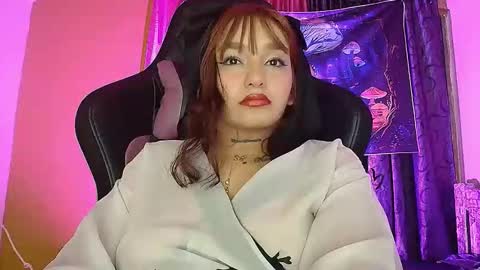 noxveeltt online show from February 16, 2026, 5:25 am