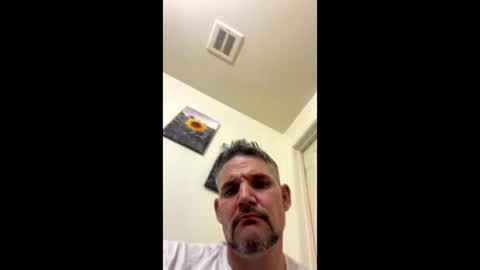Snapshot of nre321985 chatting on April 10, 2026, 5:23 am nre321985 online show from April 10, 2026, 5:23 am