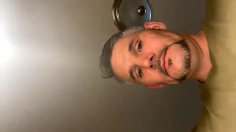 Snapshot of nre321985 chatting on May 19, 2026, 3:46 am nre321985 online show from May 19, 2026, 3:46 am