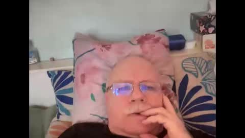 Snapshot of nukiss chatting on March 9, 2025, 1:04 pm nukiss online show from March 9, 2025, 1:04 pm