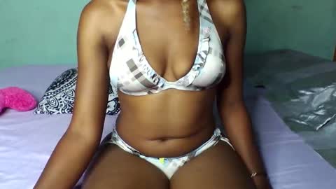 nukshypipi online show from April 25, 2026, 9:01 am
