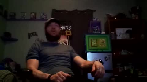 Snapshot of number1dad_ chatting on February 12, 2025, 1:30 am Awwwww Hey Sweetie Pies. Welcome To The Sweetie Pie Lounge. Enjoy The Dad-Cast. SweetCorny Fun-loving Dad Talk. online show from February 12, 2025, 1:30 am