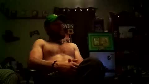 Snapshot of number1dad_ chatting on February 20, 2025, 2:24 pm Awwwww Hey Sweetie Pies. Welcome To The Sweetie Pie Lounge. Enjoy The Dad-Cast. SweetCorny Fun-loving Dad Talk. online show from February 20, 2025, 2:24 pm