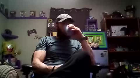 Snapshot of number1dad_ chatting on March 1, 2025, 10:31 pm Awwwww Hey Sweetie Pies. Welcome To The Sweetie Pie Lounge. Enjoy The Dad-Cast. SweetCorny Fun-loving Dad Talk. online show from March 1, 2025, 10:31 pm