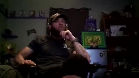 Snapshot of number1dad_ chatting on March 3, 2025, 2:36 am Awwwww Hey Sweetie Pies. Welcome To The Sweetie Pie Lounge. Enjoy The Dad-Cast. SweetCorny Fun-loving Dad Talk. online show from March 3, 2025, 2:36 am