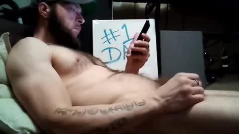 Snapshot of number1dad_ chatting on March 11, 2025, 4:21 am Awwwww Hey Sweetie Pies. Welcome To The Sweetie Pie Lounge. Enjoy The Dad-Cast. SweetCorny Fun-loving Dad Talk. online show from March 11, 2025, 4:21 am