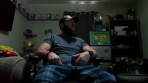 Snapshot of number1dad_ chatting on September 17, 2025, 5:14 pm Awwwww Hey Sweetie Pies. Welcome To The Sweetie Pie Lounge. Enjoy The Dad-Cast. SweetCorny Fun-loving Dad Talk. online show from September 17, 2025, 5:14 pm