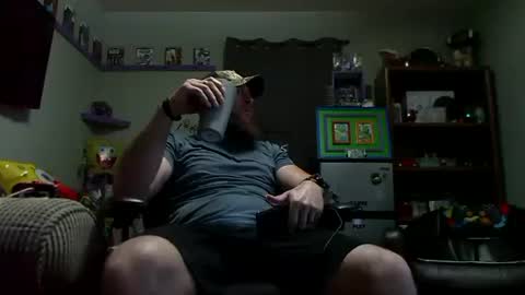 Snapshot of number1dad_ chatting on September 26, 2025, 3:54 am Awwwww Hey Sweetie Pies. Welcome To The Sweetie Pie Lounge. Enjoy The Dad-Cast. SweetCorny Fun-loving Dad Talk. online show from September 26, 2025, 3:54 am