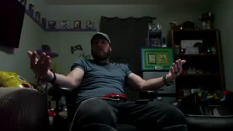 Snapshot of number1dad_ chatting on September 28, 2025, 8:31 am Awwwww Hey Sweetie Pies. Welcome To The Sweetie Pie Lounge. Enjoy The Dad-Cast. SweetCorny Fun-loving Dad Talk. online show from September 28, 2025, 8:31 am