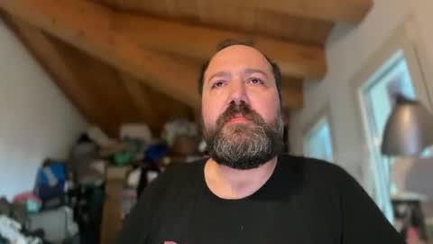 Nutelloso online show from April 17, 2026, 8:28 am