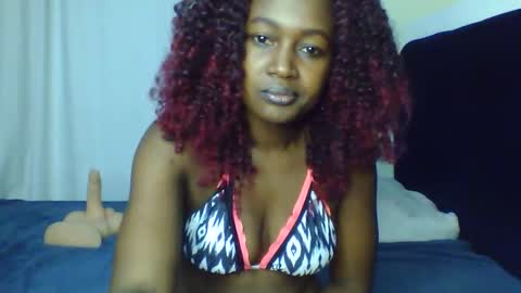 nutgal online show from November 28, 2025, 2:03 am