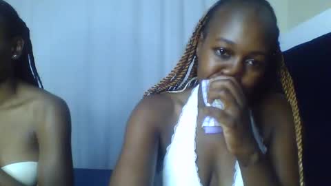 Snapshot of nutgal_ chatting on April 5, 2026, 11:57 pm nutgal online show from April 5, 2026, 11:57 pm