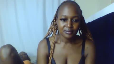 Snapshot of nutgal_ chatting on April 7, 2026, 12:38 pm nutgal online show from April 7, 2026, 12:38 pm