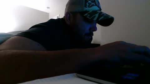 nuttincowboy727272 online show from May 3, 2026, 11:00 pm
