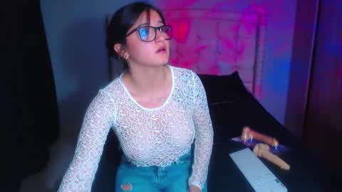 NyahMackenzie online show from December 30, 2024, 11:38 pm