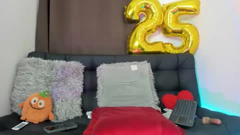 Nia online show from January 9, 2025, 8:45 am