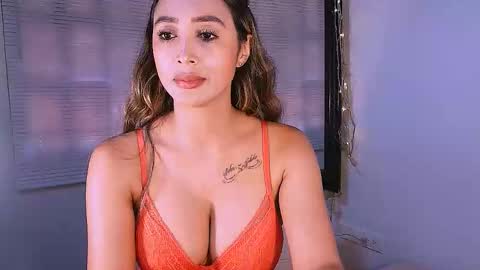 Nycole online show from October 22, 2025, 5:56 pm