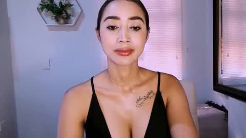 Snapshot of nycole_1988 chatting on February 25, 2026, 2:16 pm Nycole online show from February 25, 2026, 2:16 pm