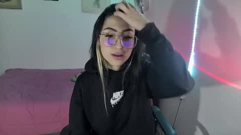 Frida online show from February 3, 2025, 6:34 am