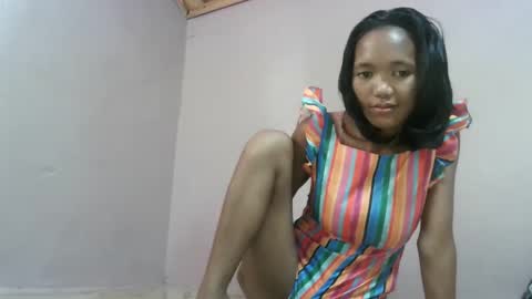 nympholinha online show from February 15, 2025, 6:44 am