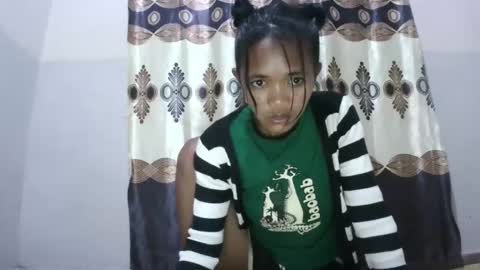 nympholinha online show from March 2, 2025, 7:23 pm