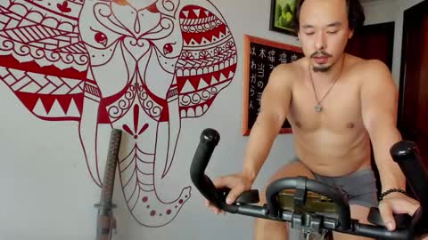 Snapshot of nytteros_ chatting on April 14, 2026, 4:57 pm Nytteros online show from April 14, 2026, 4:57 pm