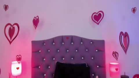   online show from February 20, 2025, 10:48 am