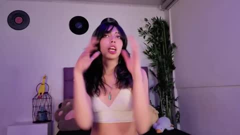   online show from September 13, 2025, 4:01 am