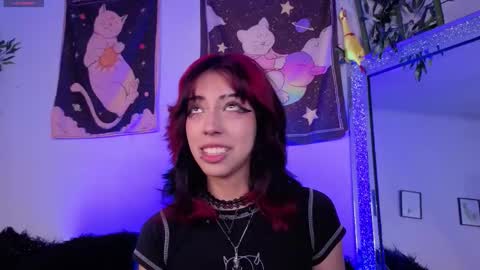   online show from October 31, 2025, 3:07 am