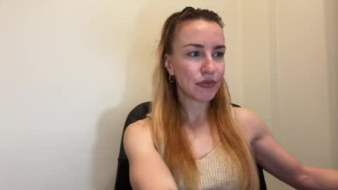 Snapshot of nyxelia_ chatting on April 23, 2026, 7:09 am Anastasia online show from April 23, 2026, 7:09 am